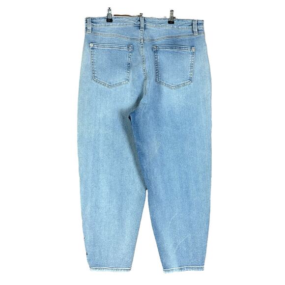 INC Mom Jeans Women Sze 14 Light Blue Stone Wash Studded High Rise Cropped Denim - Picture 2 of 12